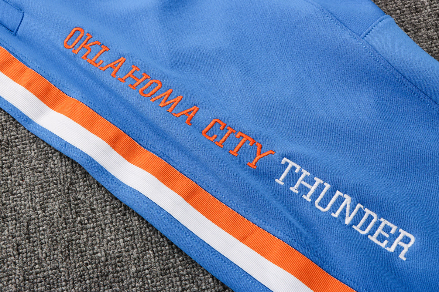 Oklahoma City Thunder NBA Therma Flex Tracksuit 21/22