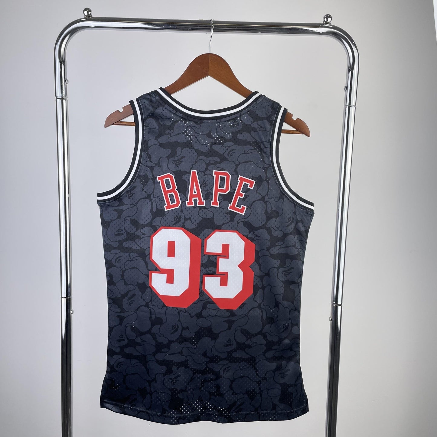 Swingman BAPE x Miami Heat Mitchell & Ness Hardwood Classics 1993 Jersey