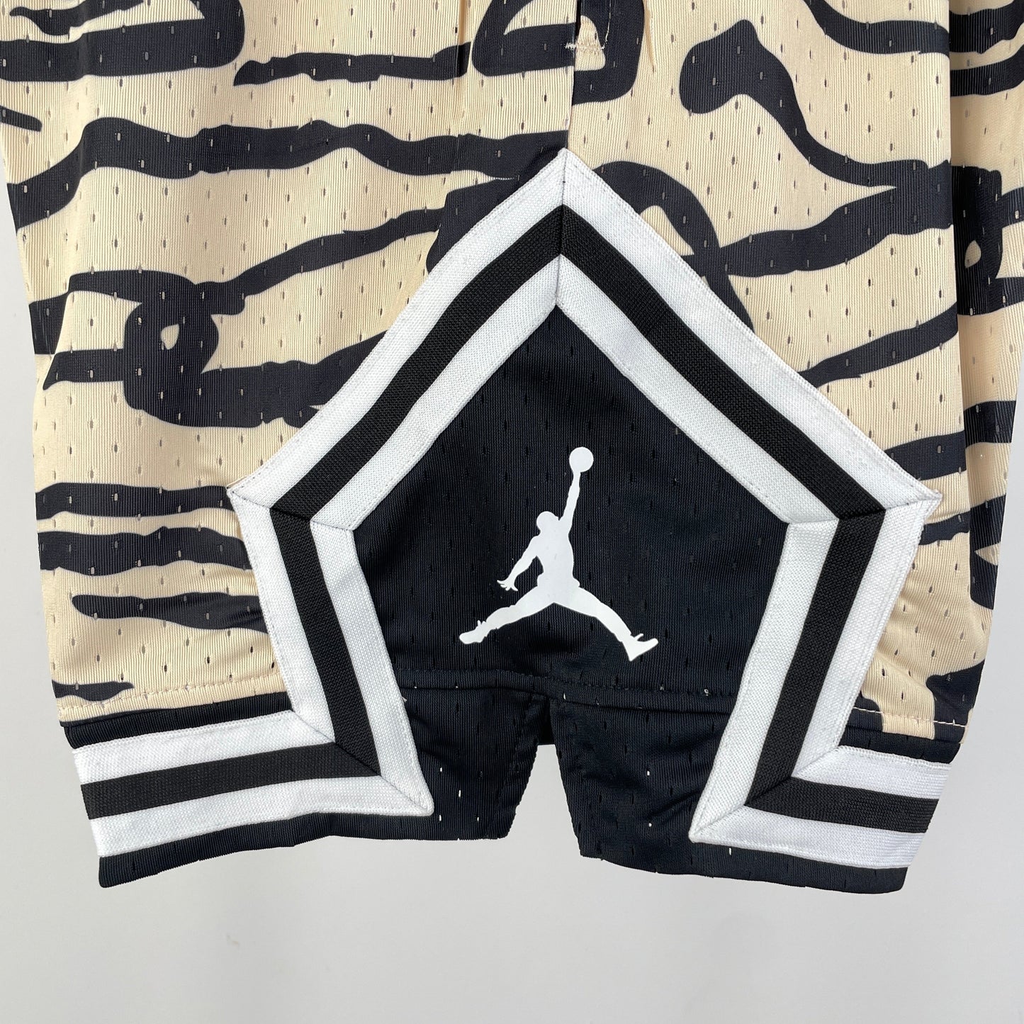 Jordan Dri-FIT Diamond Yellow/Black Shorts
