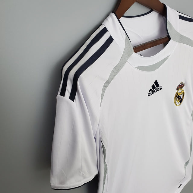 Real Madrid Teamgeist Retro White Men's Shirt