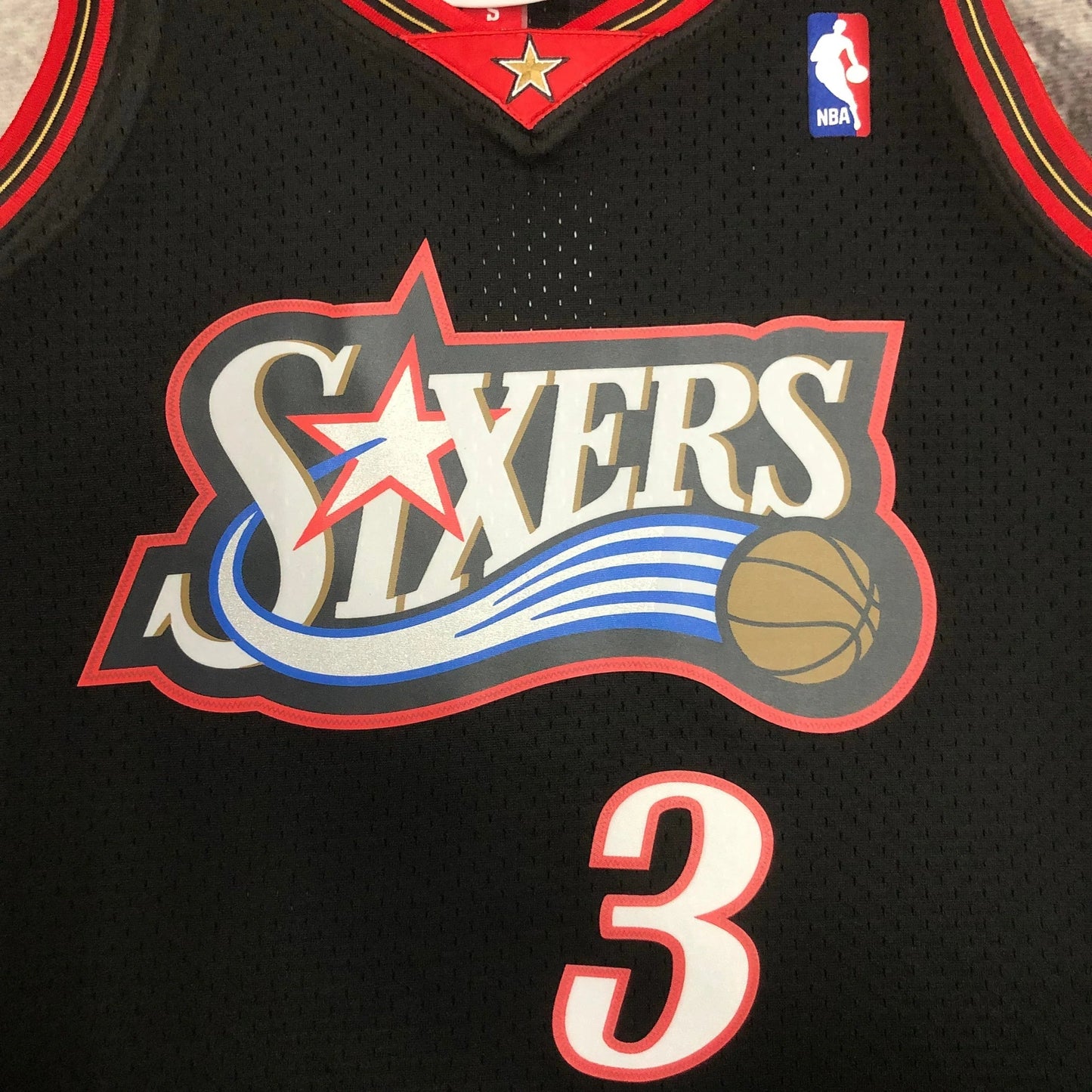 Swingman Philadelphia 76ers Mitchell & Ness Hardwood Classics 1997/98 Jersey