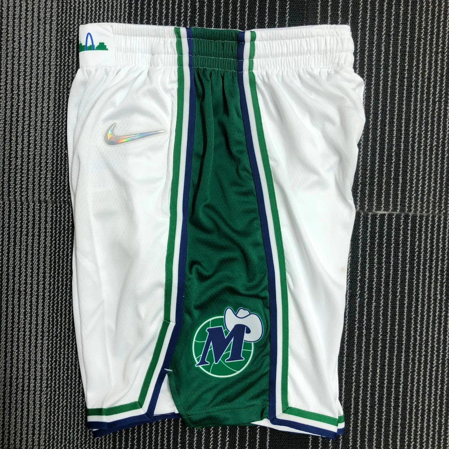 Dallas Mavericks City Edition Diamond 75th Shorts