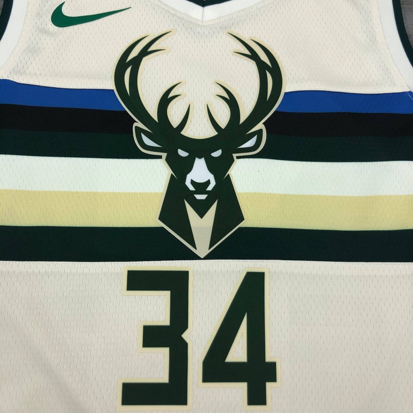Milwaukee Bucks City Edition 17/18 Jersey