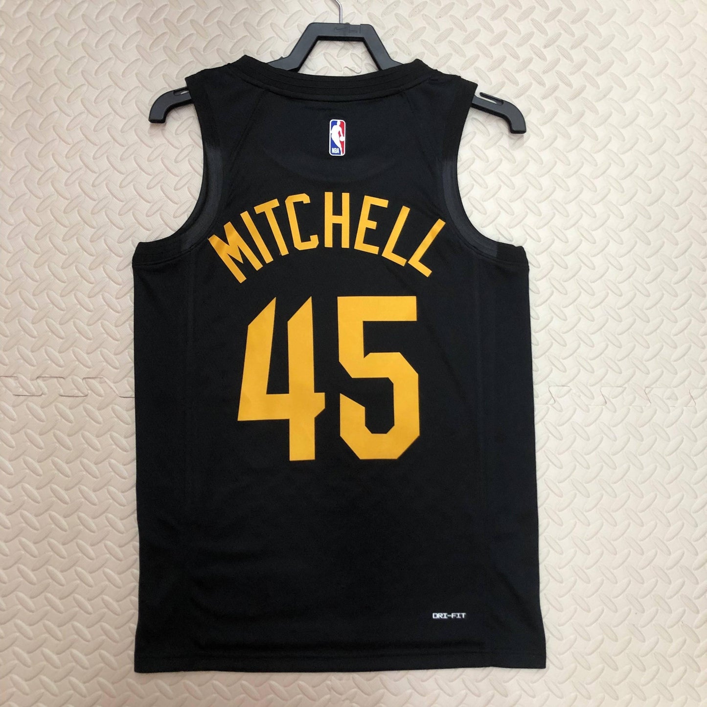 Cleveland Cavaliers Statement Edition 22/23 Jersey