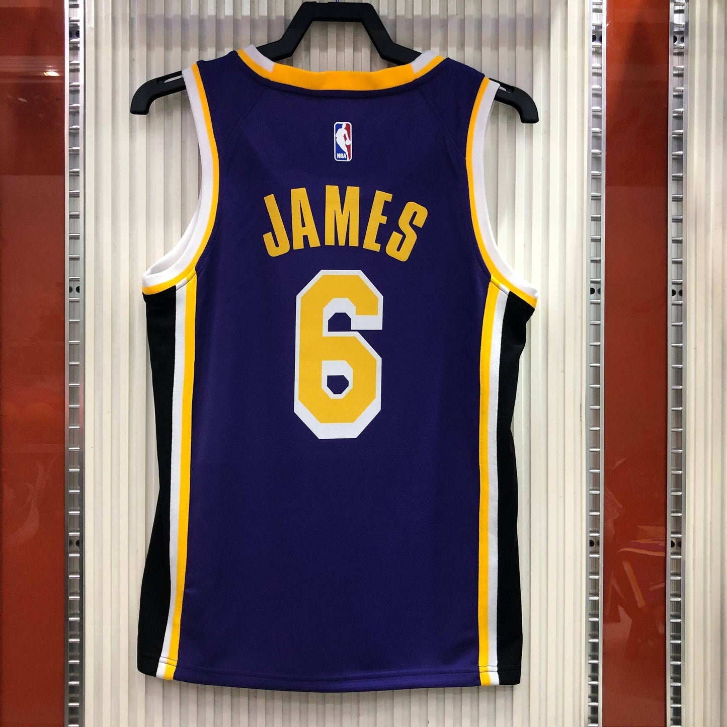 Los Angeles Lakers Statement Edition Jersey