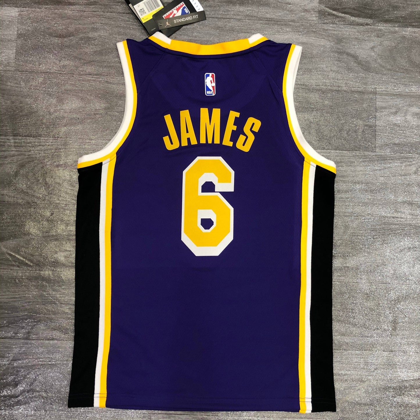 Los Angeles Lakers Statement Edition Jersey