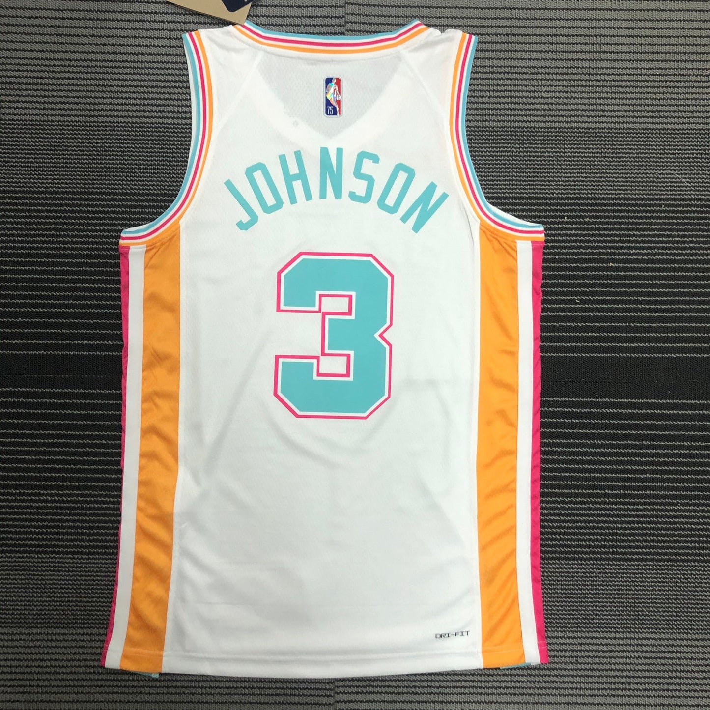 San Antonio Spurs City Edition Diamante 75th Jersey