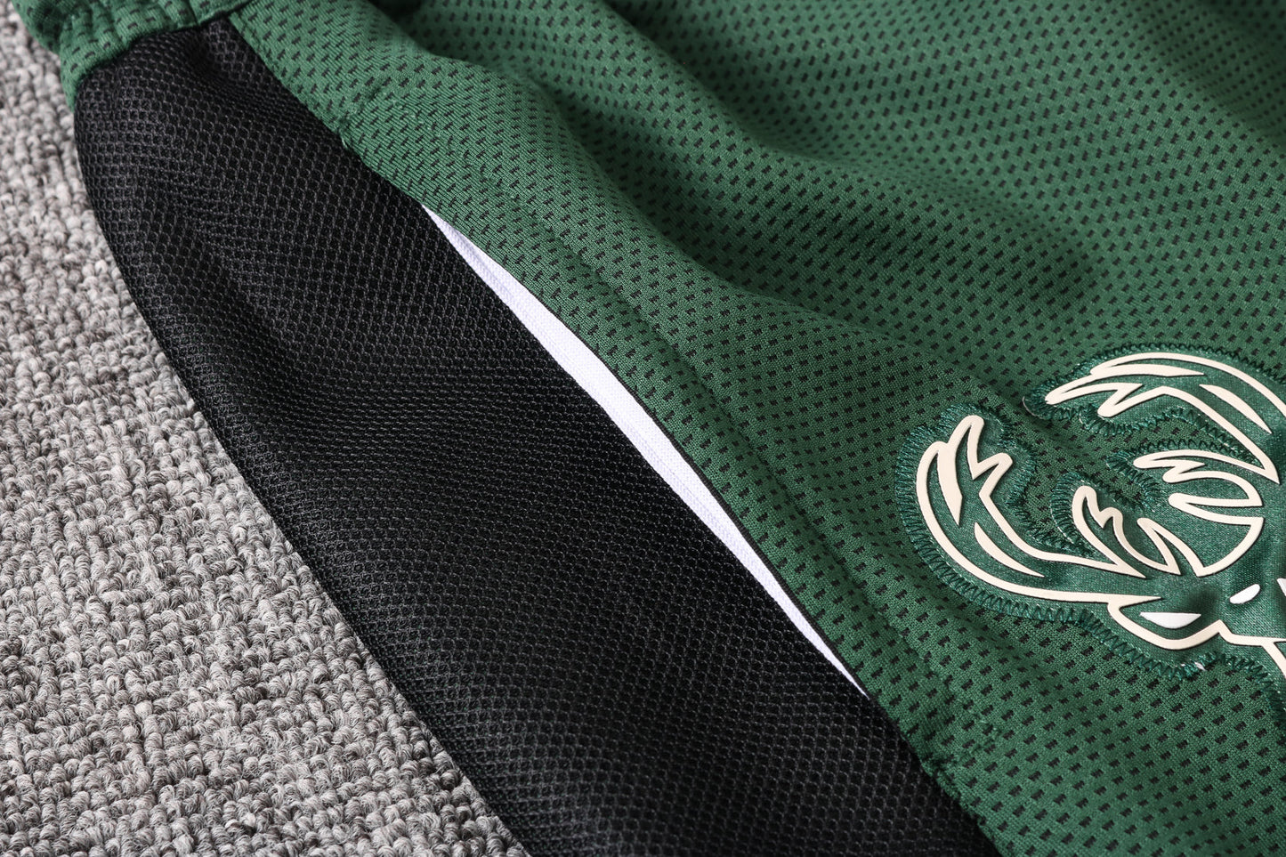 Milwaukee Bucks NBA Therma Flex Training Tracksuit