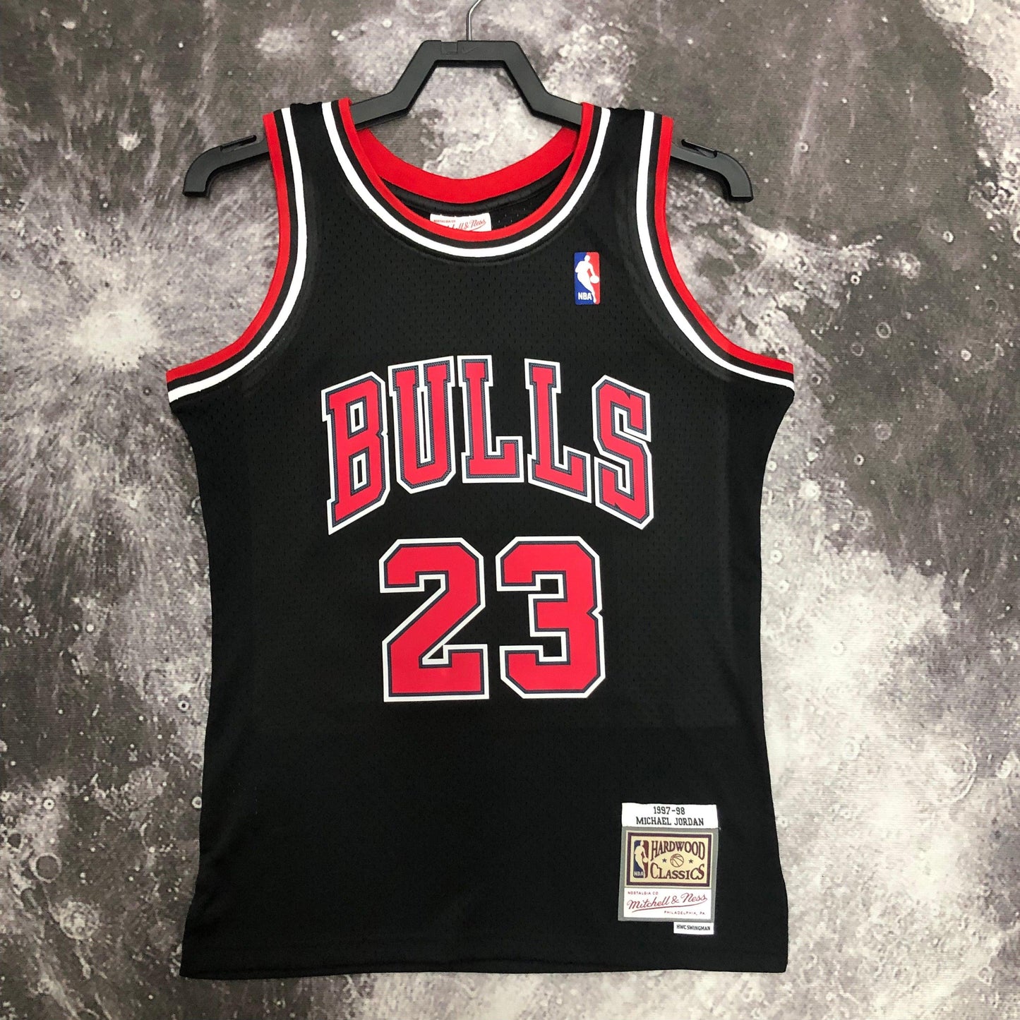 Swingman Chicago Bulls Mitchell & Ness Hardwood Classics 1997/98 Black Jersey