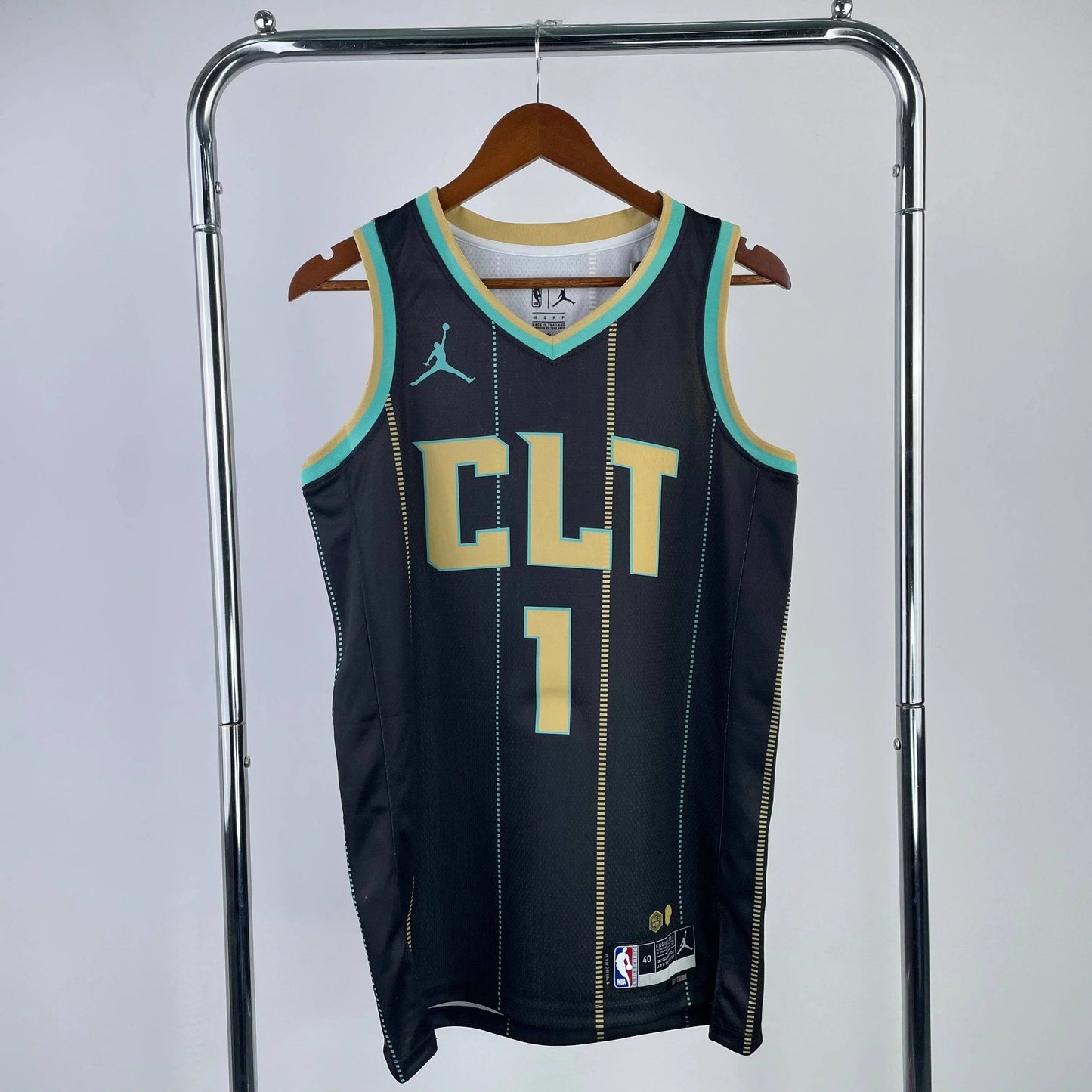 Charlotte Hornets City Edition 22/23 Jersey