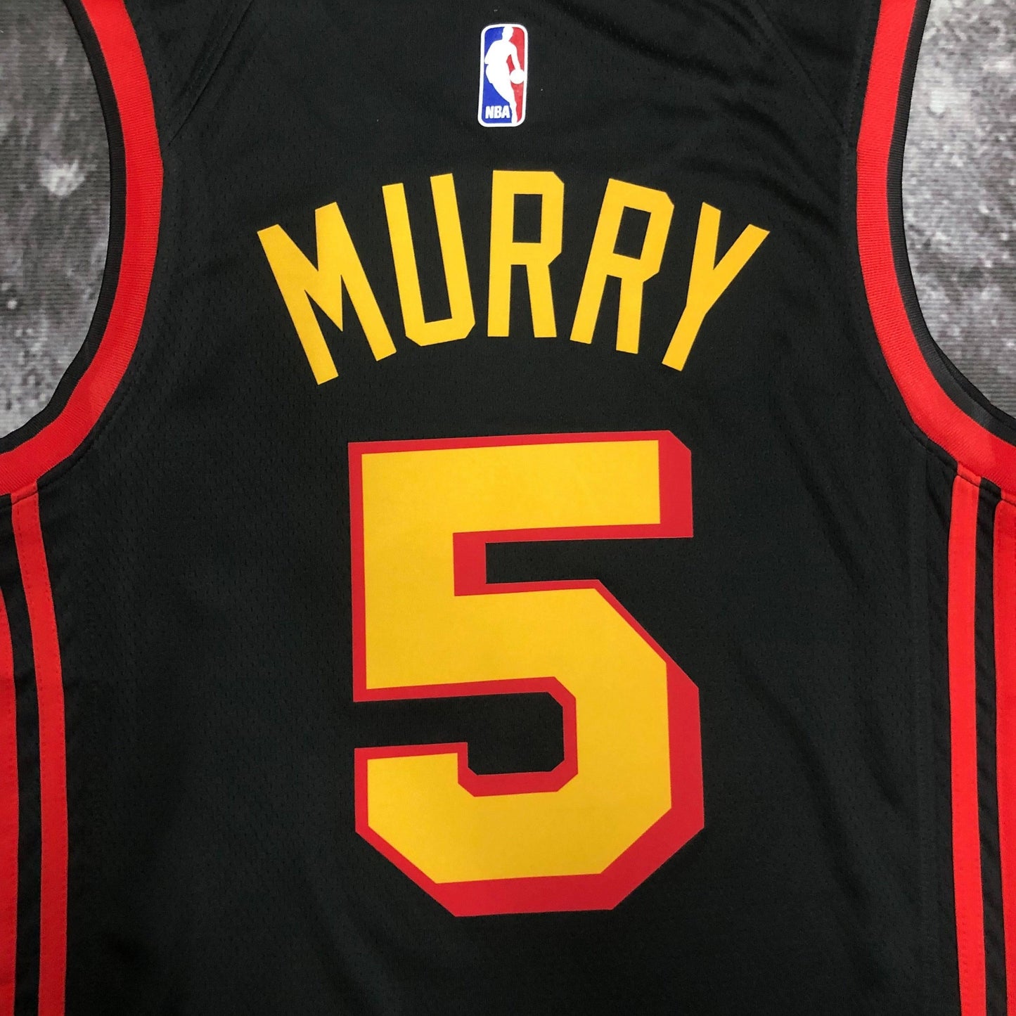 Atlanta Hawks Statement Edition 22/23 Jersey