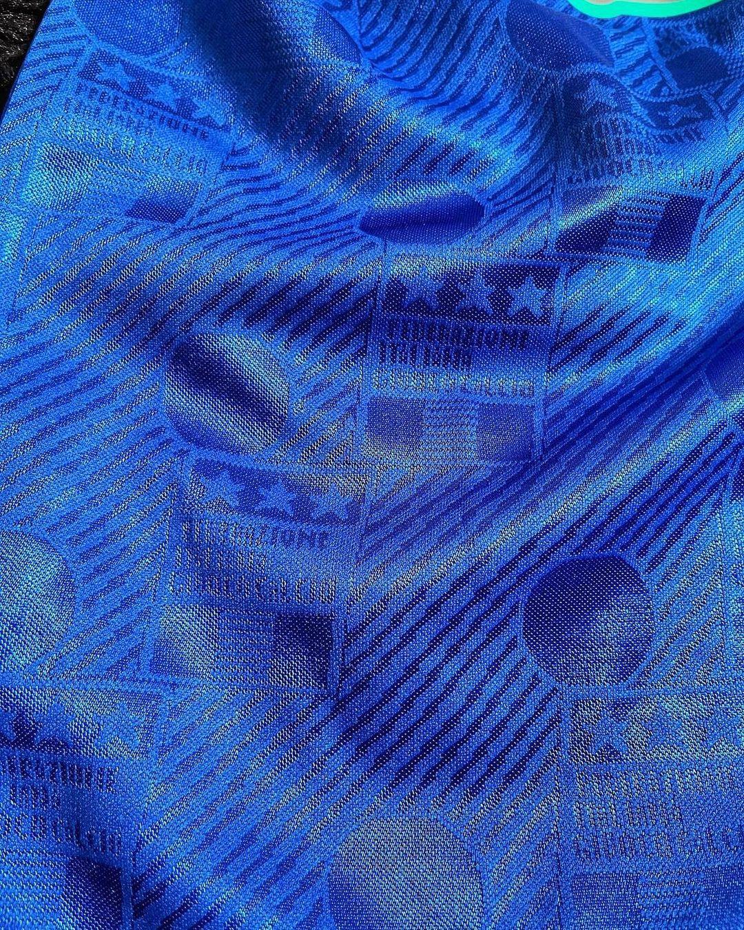 Italy 1994 Home Retro R. Baggio #10 Shirt