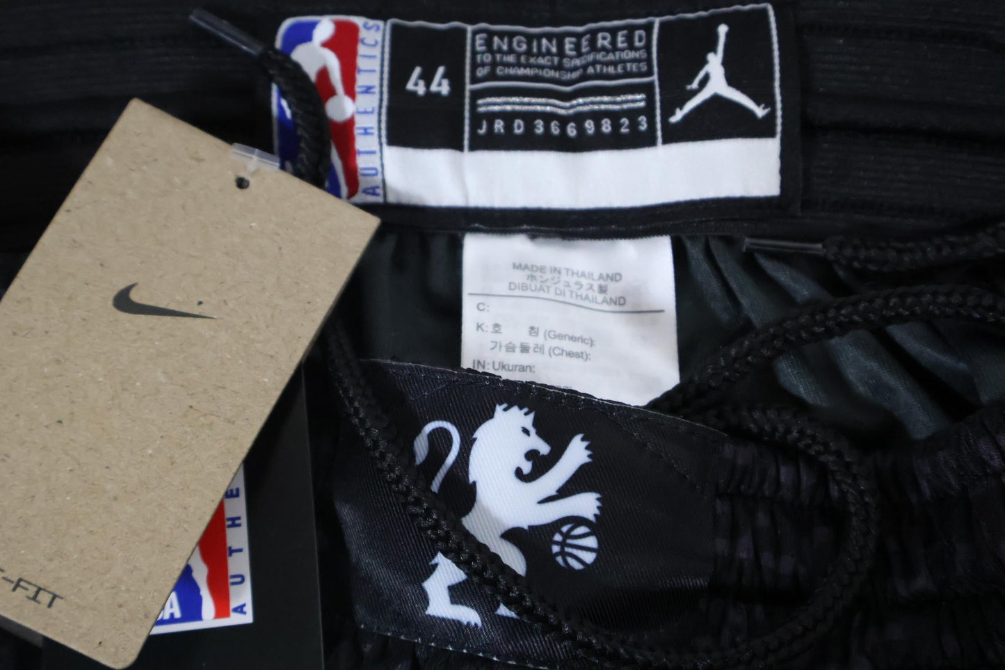 Sacramento Kings Statement Edition Shorts 22/23