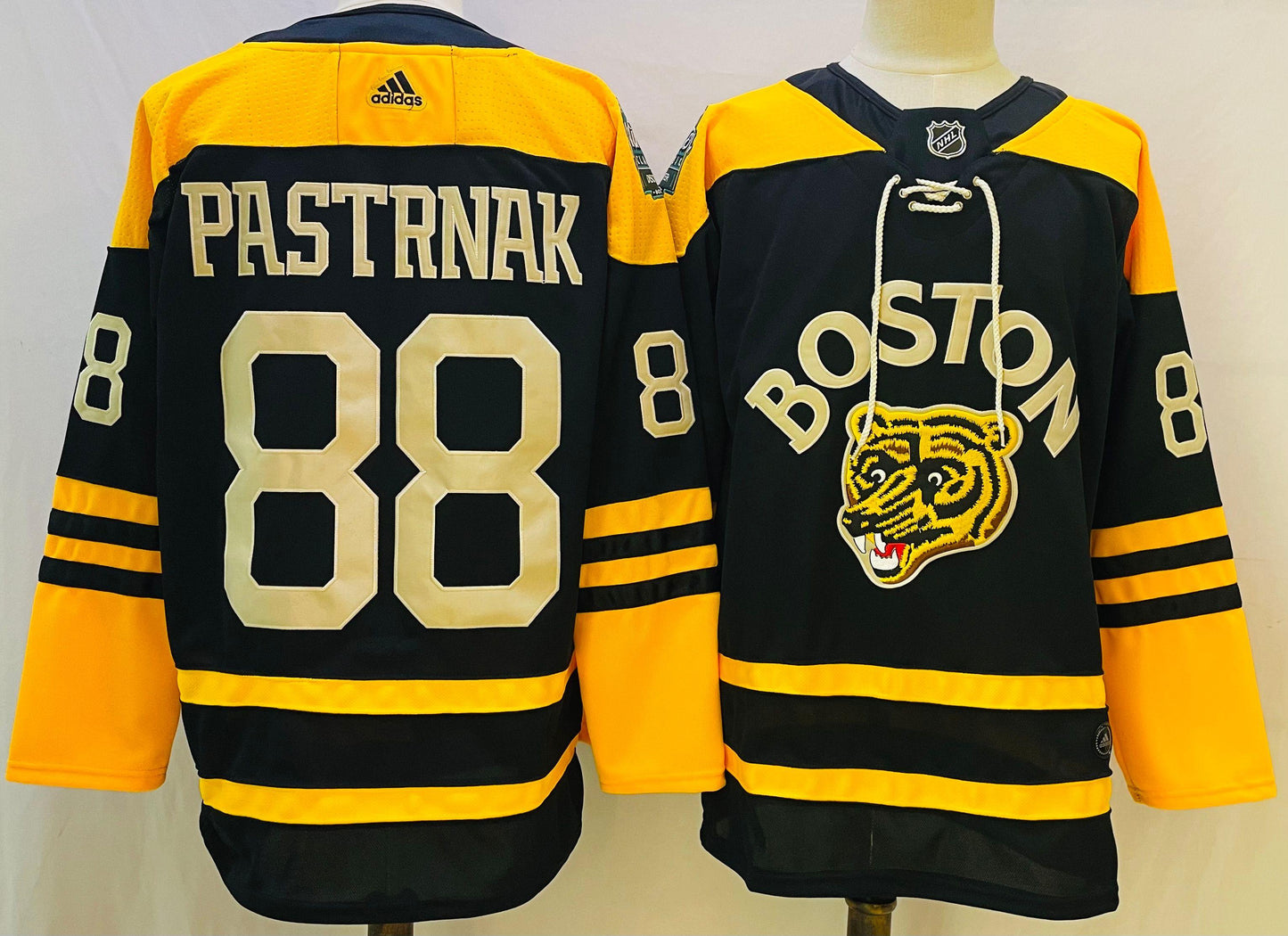 Boston Bruins Winter Classic Jersey