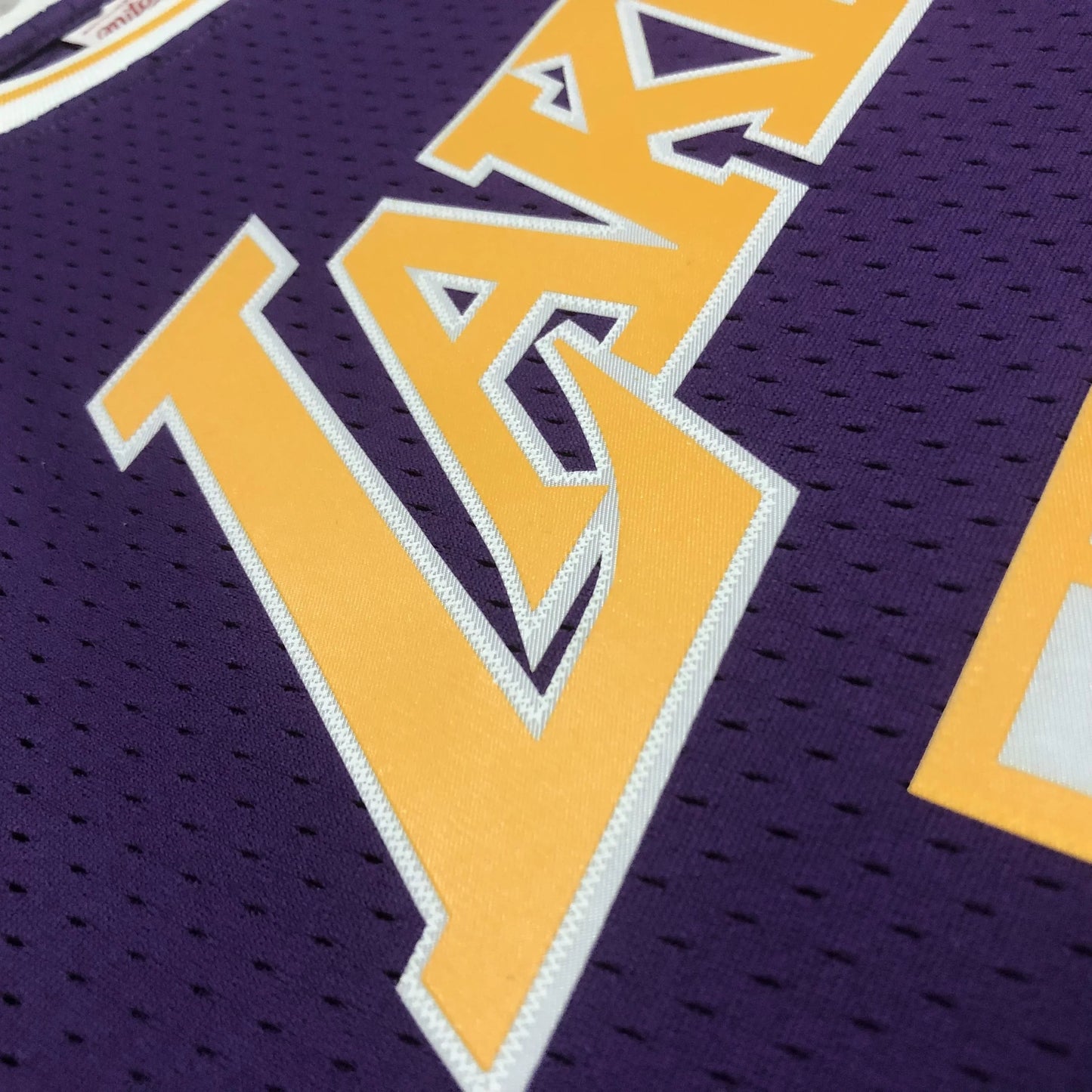 Swingman Los Angeles Lakers Mitchell & Ness Hardwood Classics 1996/97 Purple Jersey