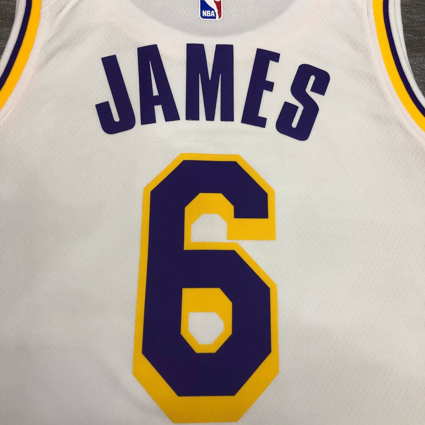 Los Angeles Lakers Association Edition 22/23 Jersey