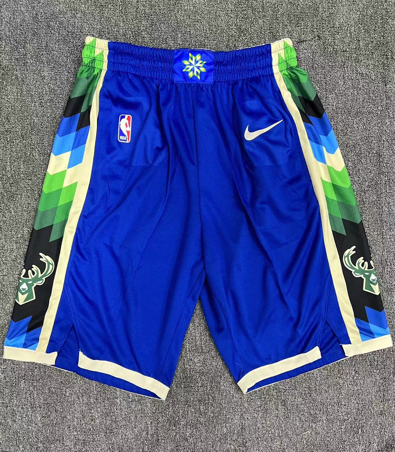 Milwaukee Bucks Nets City Edition Shorts 22/23
