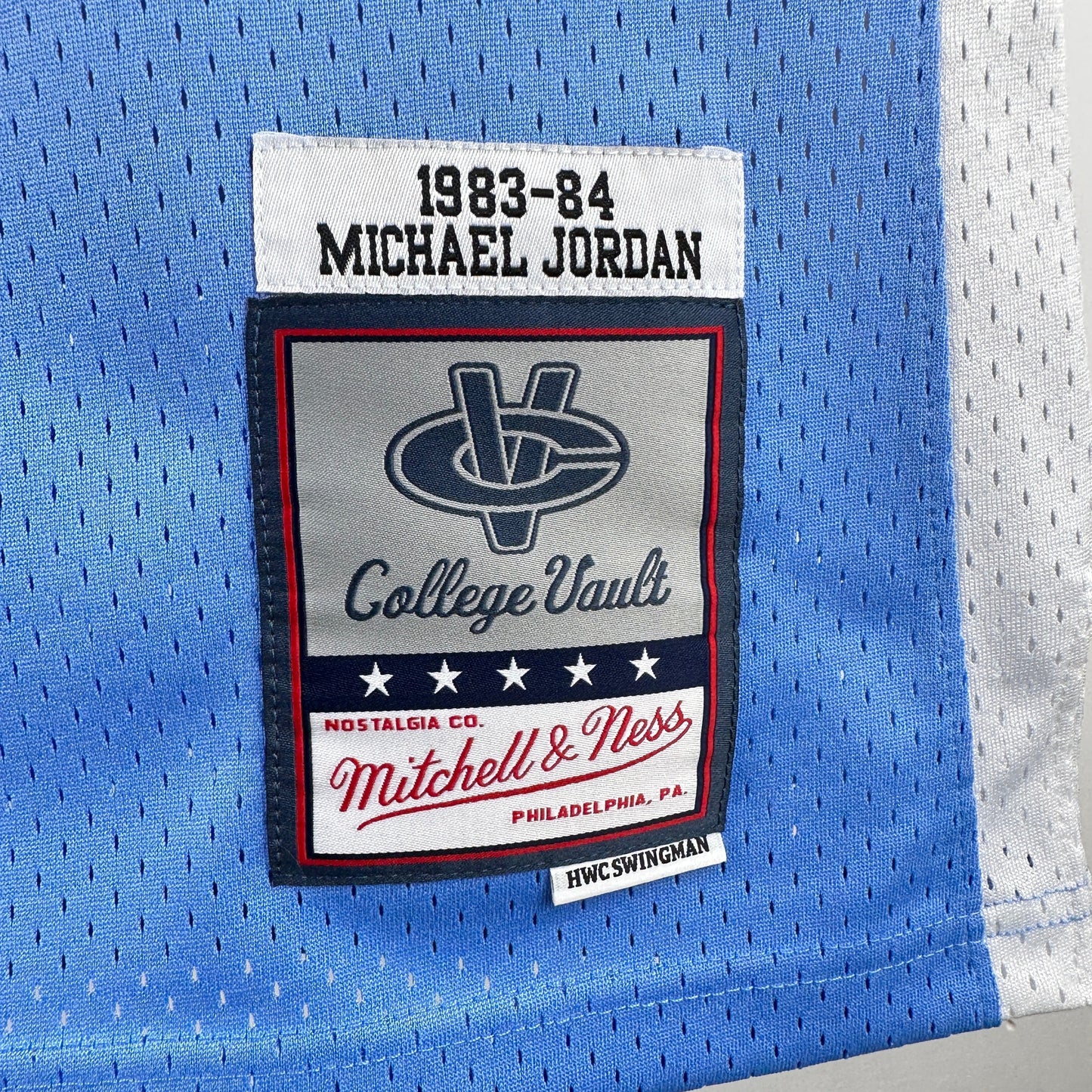 Swingman Michael Jordan University Of North Carolina Mitchell & Ness Hardwood Classics 1983 Jersey