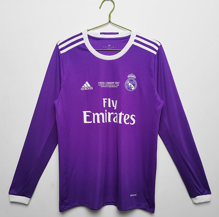 Real Madrid 2016∕17 Retro Long Sleeve Away Shirt