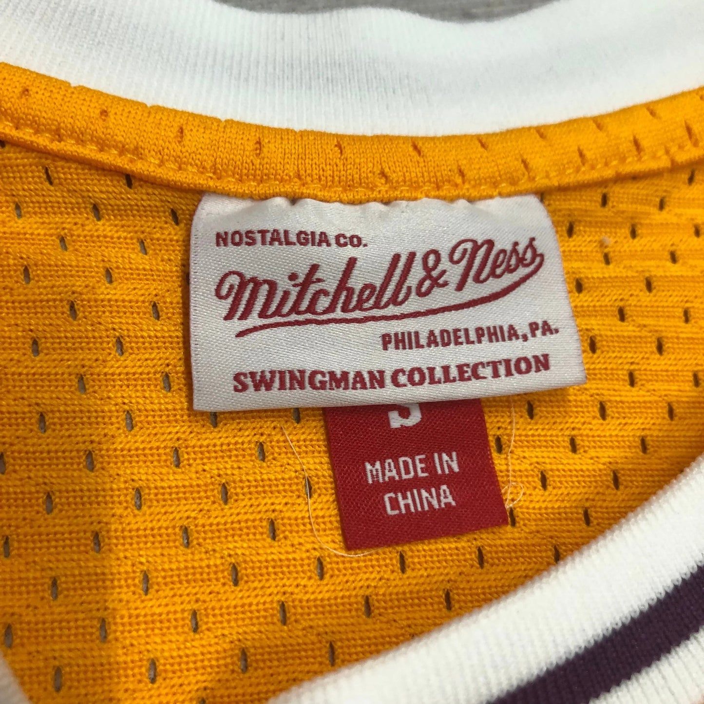 Swingman Los Angeles Lakers Mitchell & Ness Hardwood Classics 1984/85 Jersey
