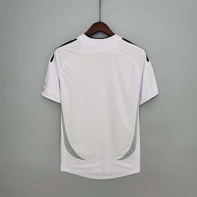 Real Madrid Teamgeist Retro White Men's Shirt