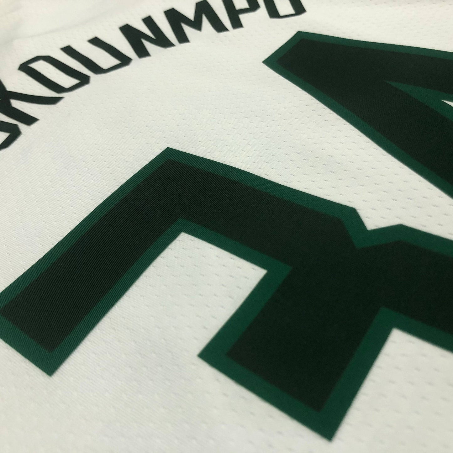 Milwaukee Bucks City Edition Diamante 75th Jersey