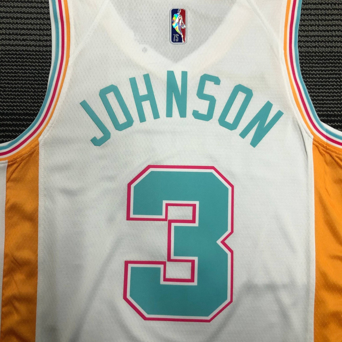 San Antonio Spurs City Edition Diamante 75th Jersey