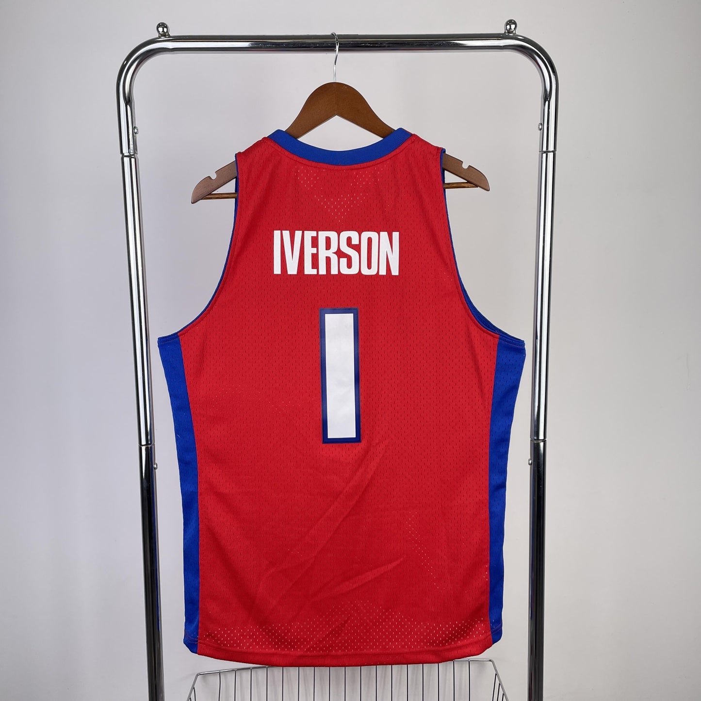 Swingman Detroit Pistons Mitchell & Ness Hardwood Classics 2008/09 Jersey