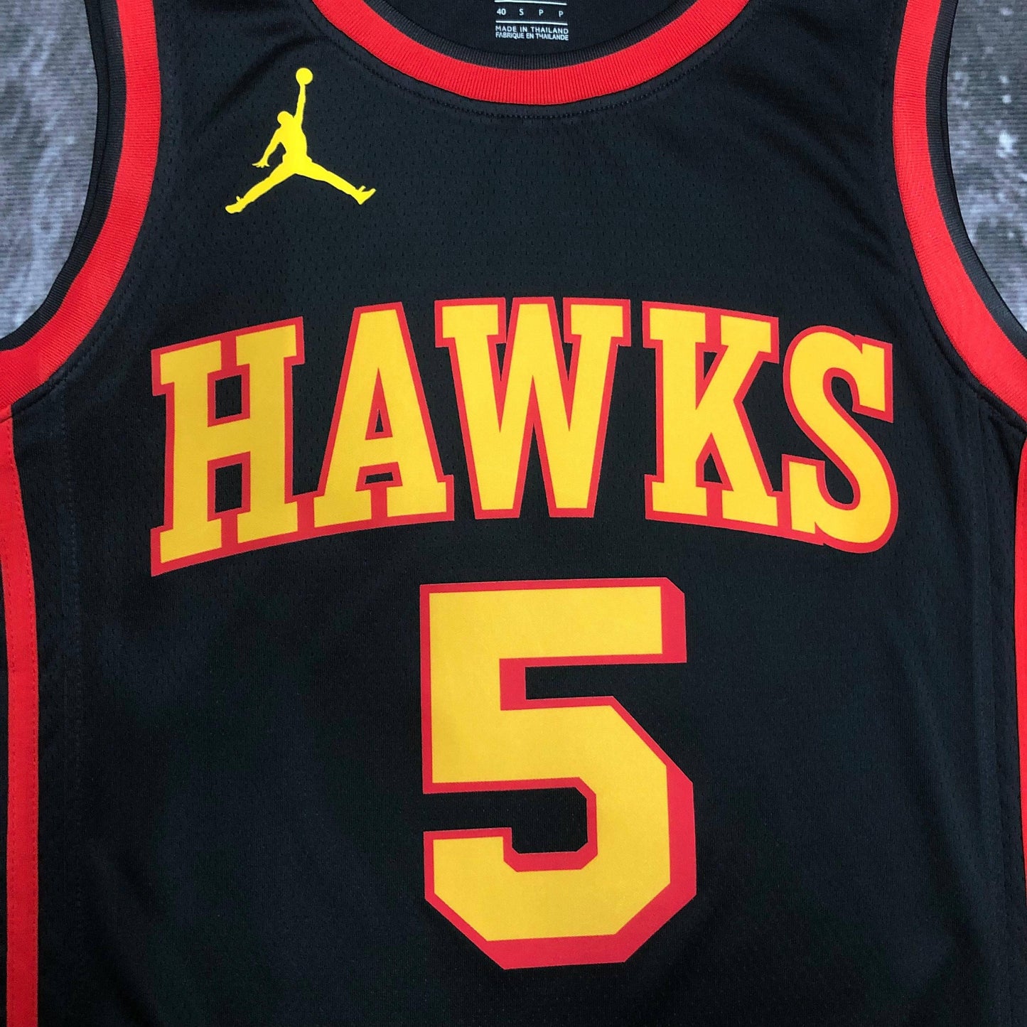 Atlanta Hawks Statement Edition 22/23 Jersey
