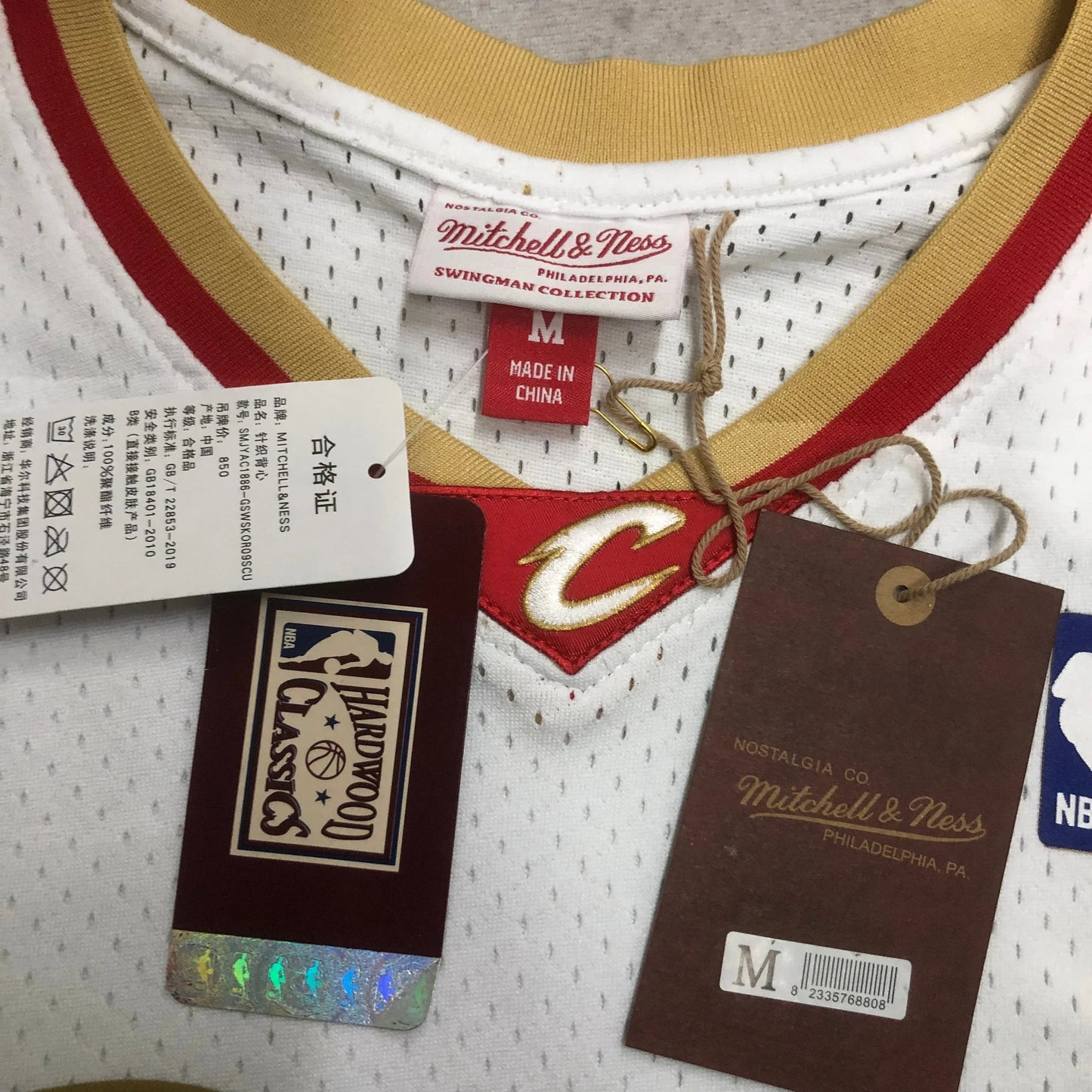 Swingman Cleveland Cavaliers Mitchell & Ness Hardwood Classics 2003/04 White Jersey