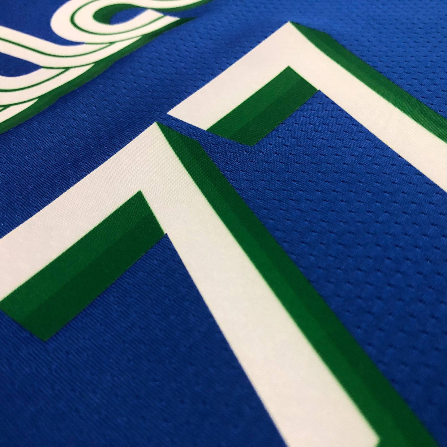 Dallas Mavericks City Edition 22/23 Jersey