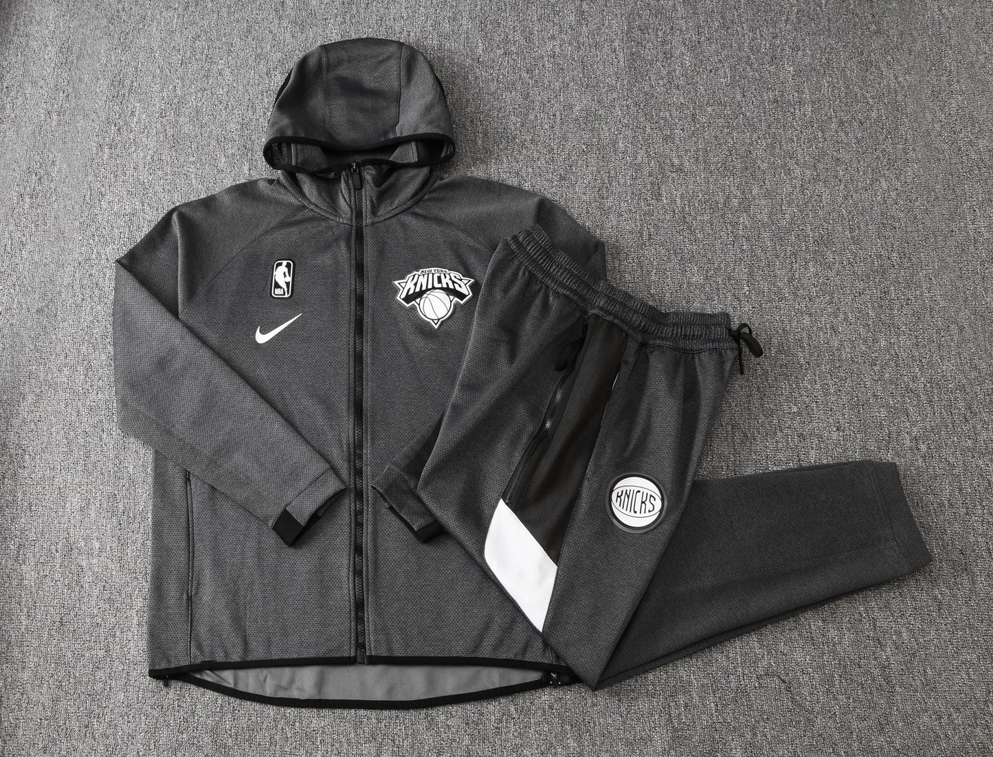 New York Knicks NBA Therma Flex Black Training Tracksuit