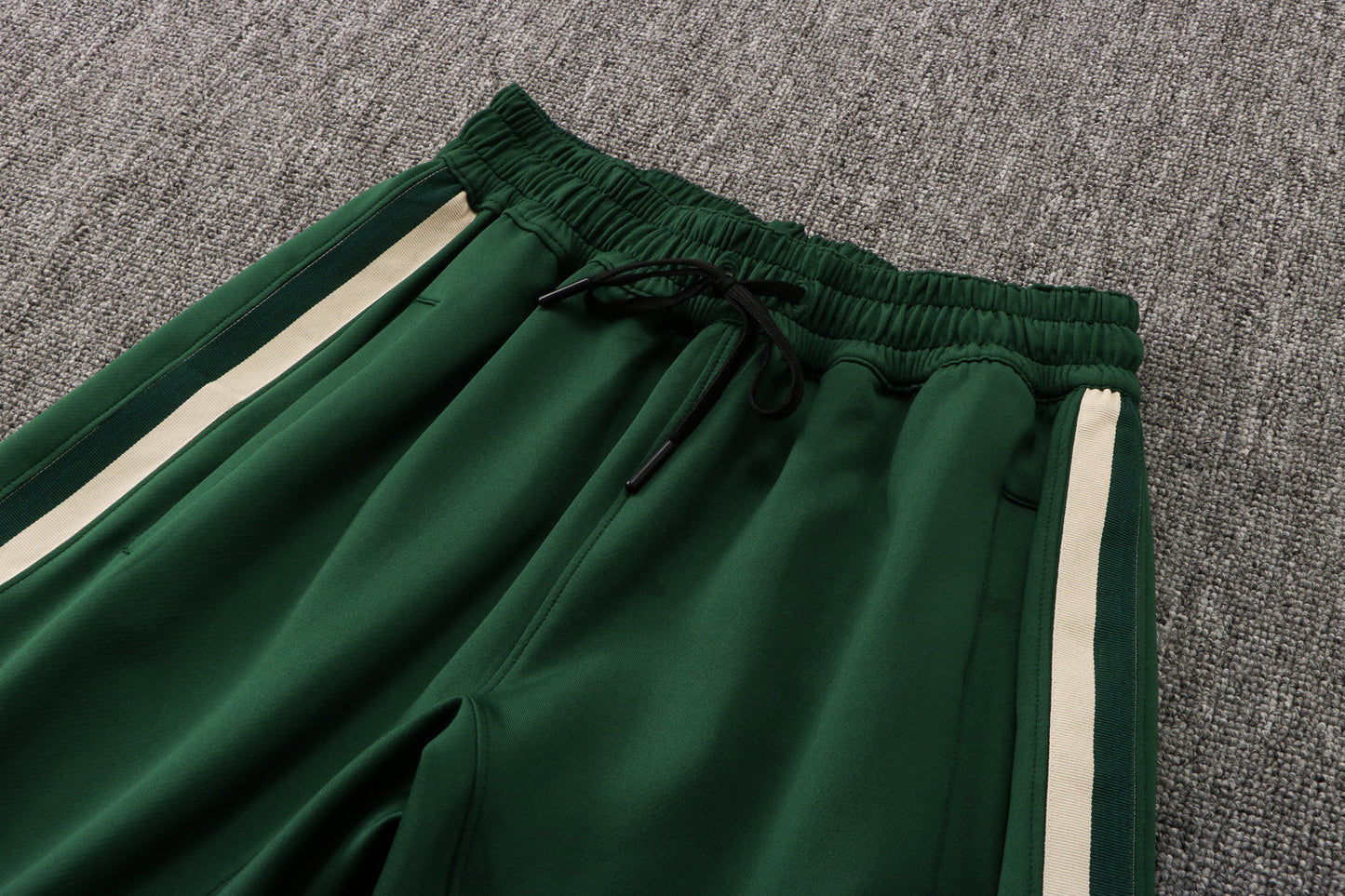Milwaukee Bucks NBA Therma Flex Tracksuit 21/22
