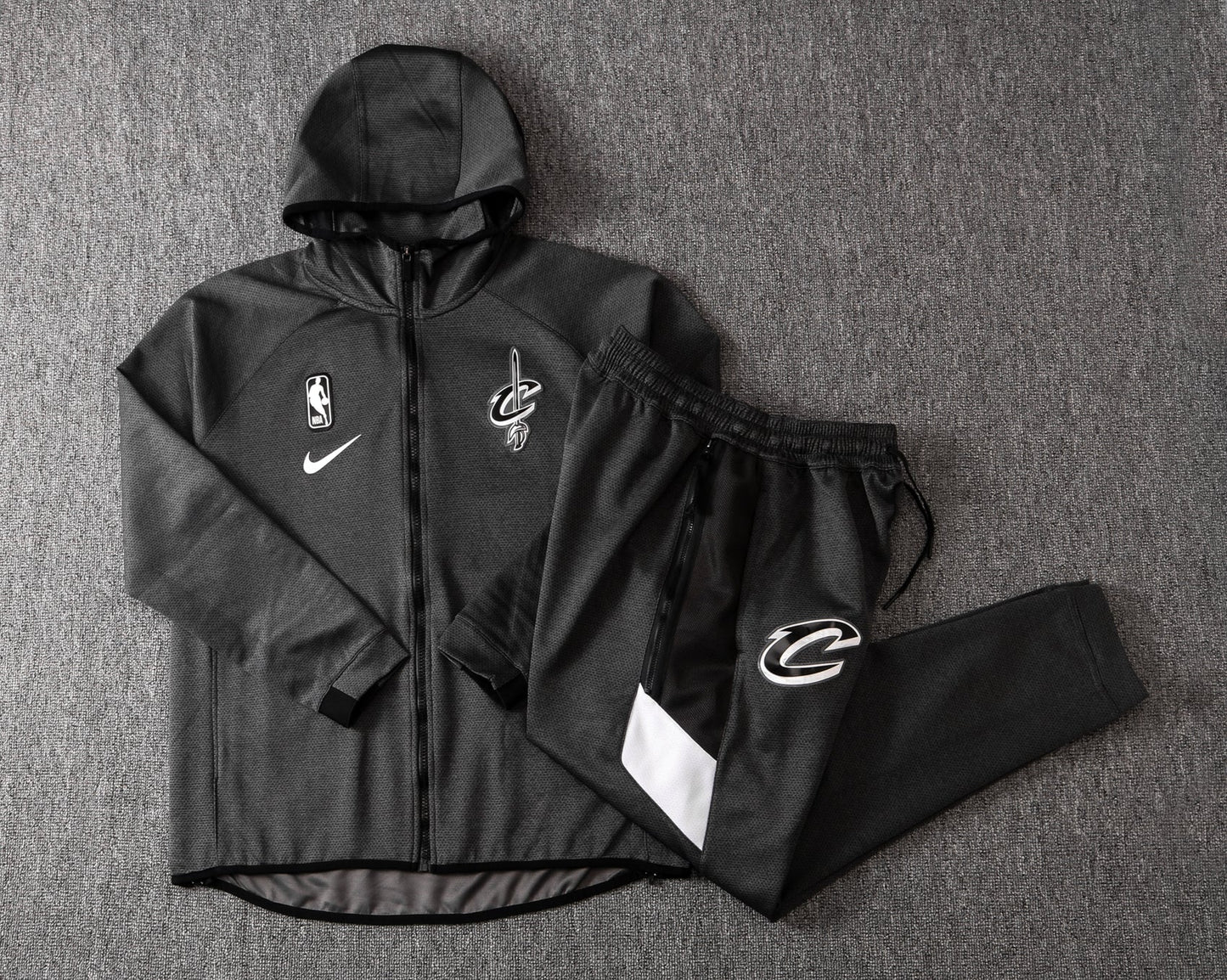 Cleveland Cavaliers NBA Therma Flex Black Training Tracksuit