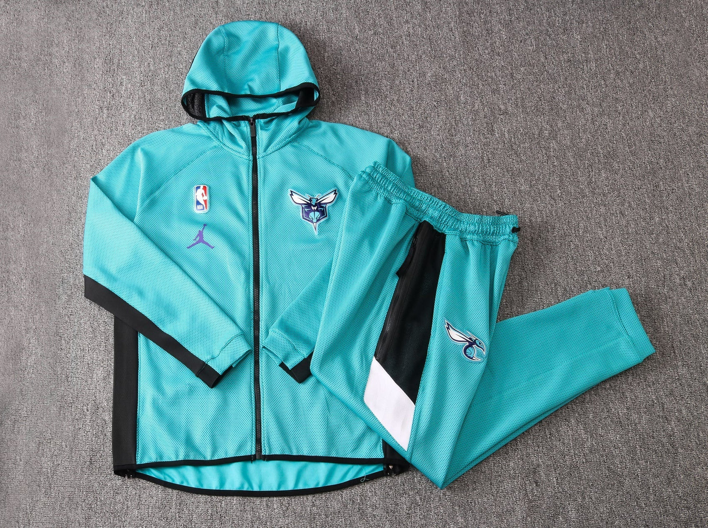 Charlotte Hornets NBA Therma Flex Training Tracksuit