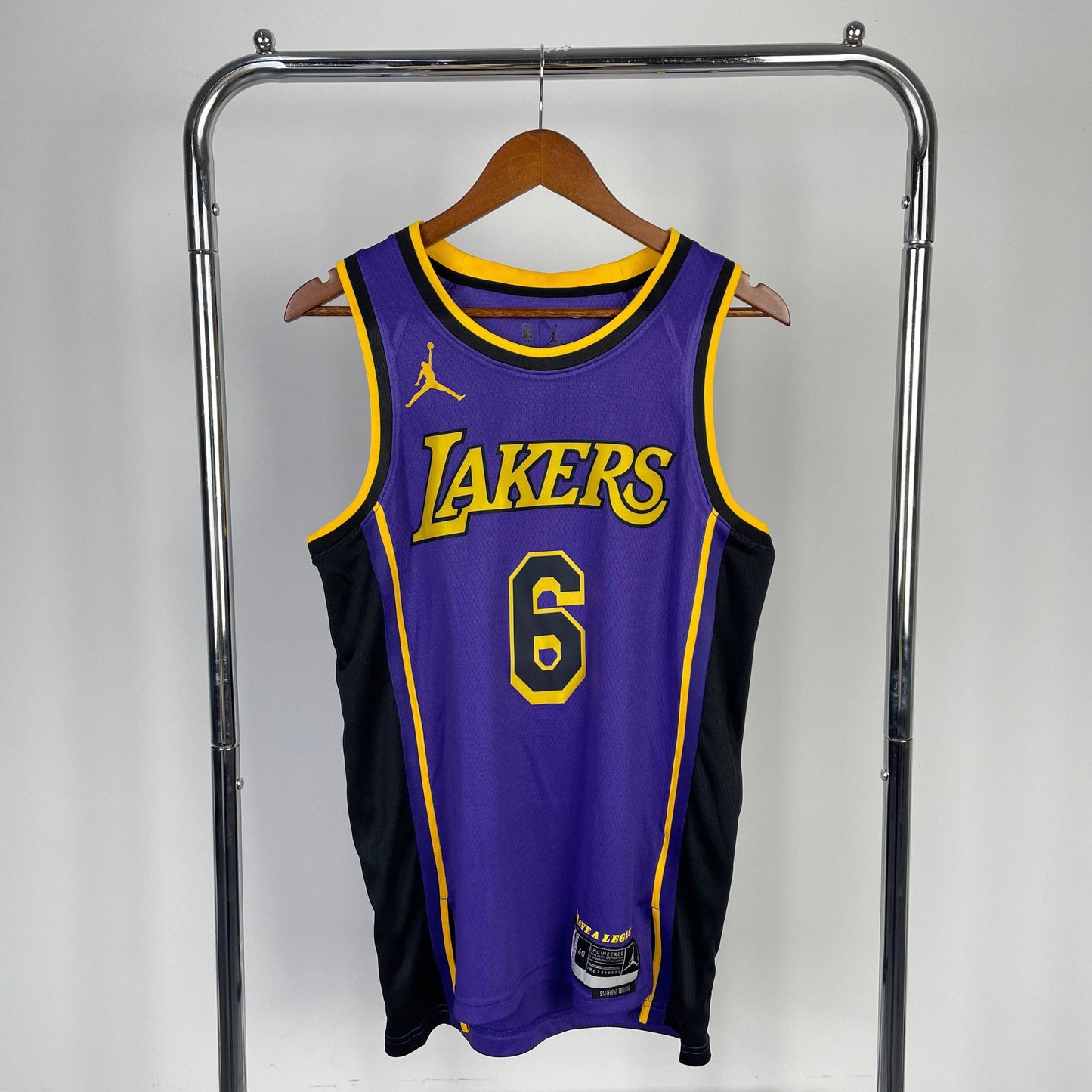 Los Angeles Lakers Statement Edition 22/23 Jersey