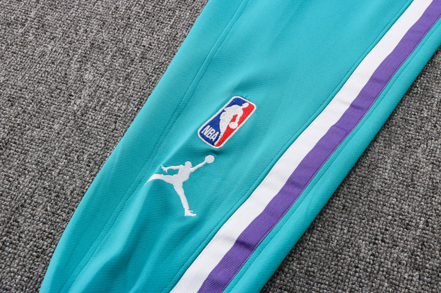 Charlotte Hornets NBA Therma Flex Tracksuit 21/22
