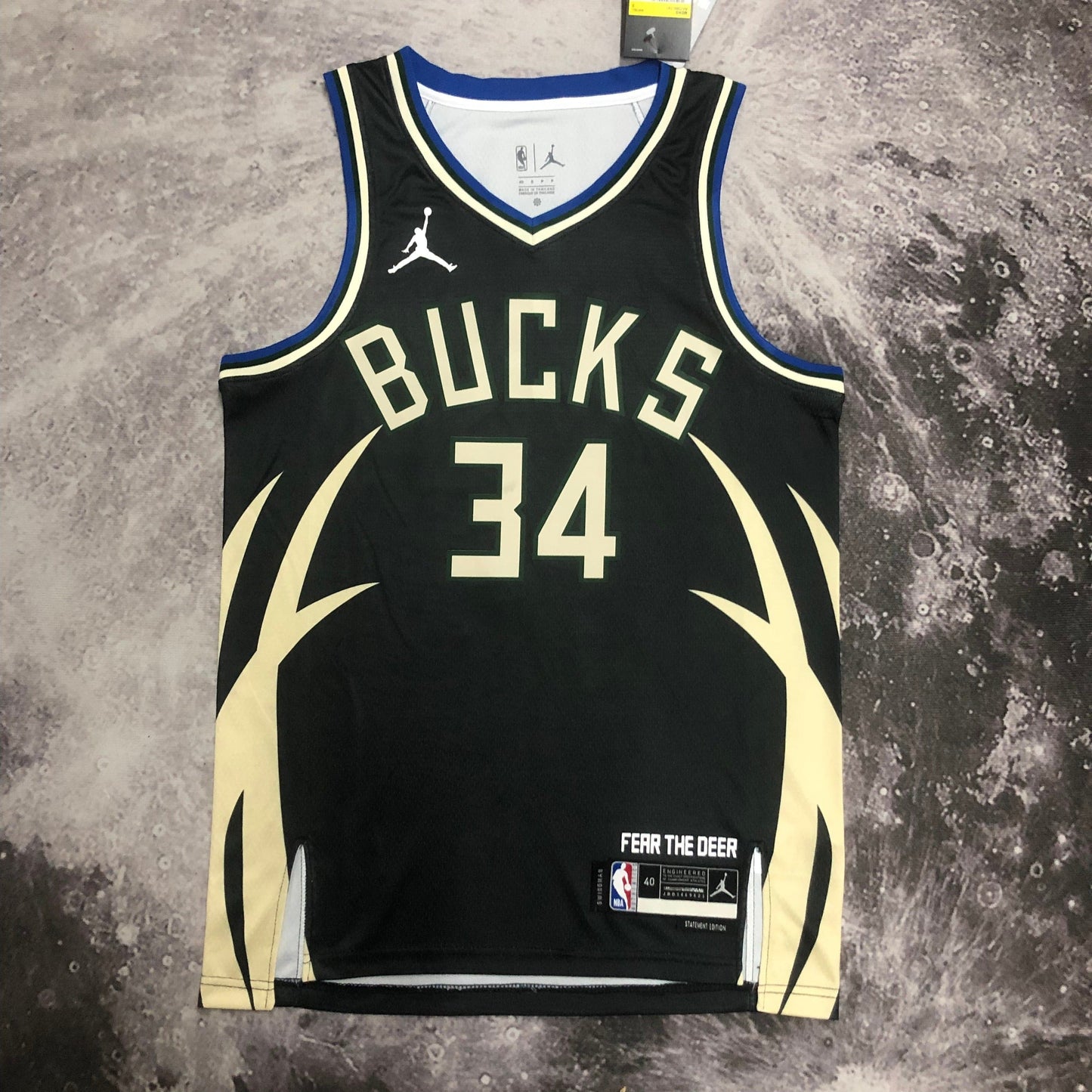 Milwaukee Bucks Statement Edition 22/23 Jersey