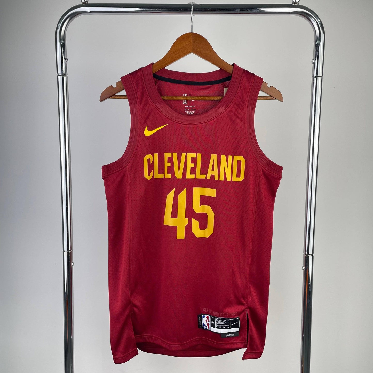 Cleveland Cavaliers Icon Edition 22/23 Jersey