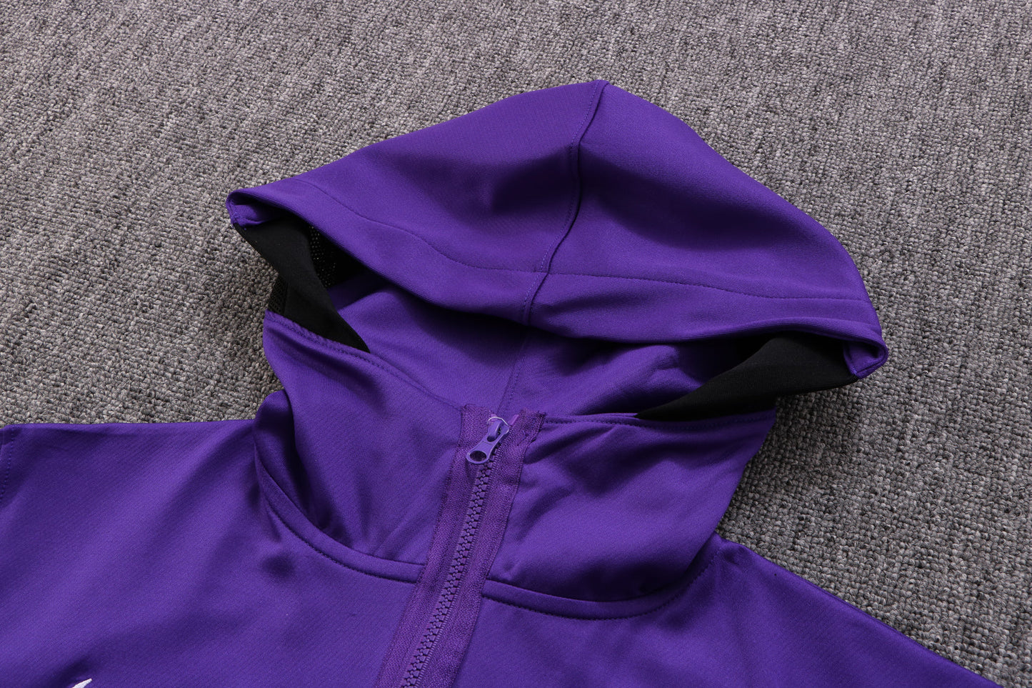 Los Angeles Lakers NBA Therma Flex Purple Tracksuit 21/22