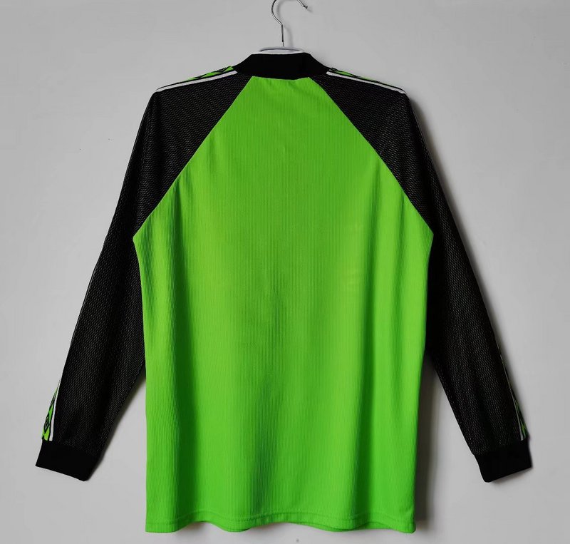 Manchester United 98/99 Goalkeeper Retro Long Sleeve Shirt