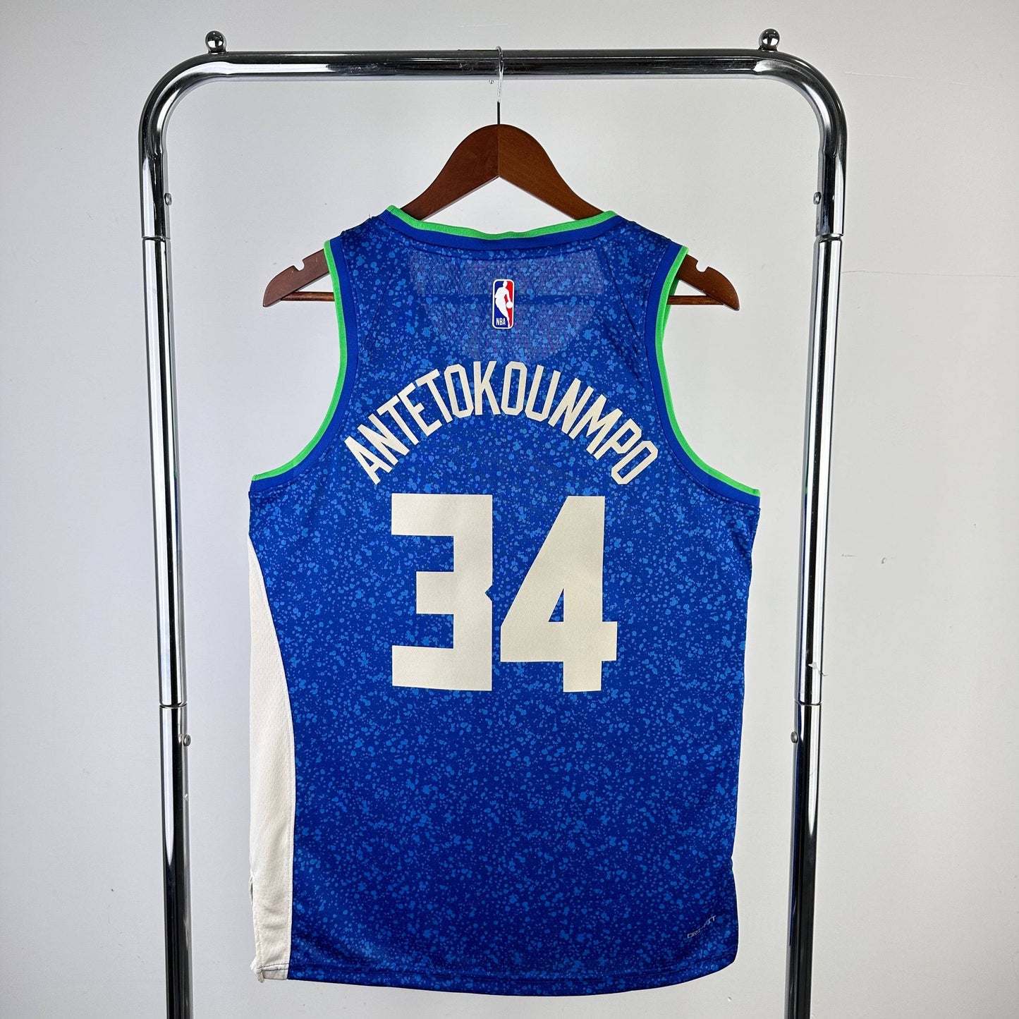 Milwaukee Bucks City Edition 23/24 Jersey