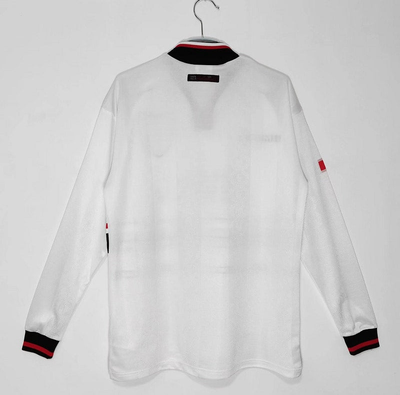 Manchester United 98/99 Away Retro Long Sleeve Shirt